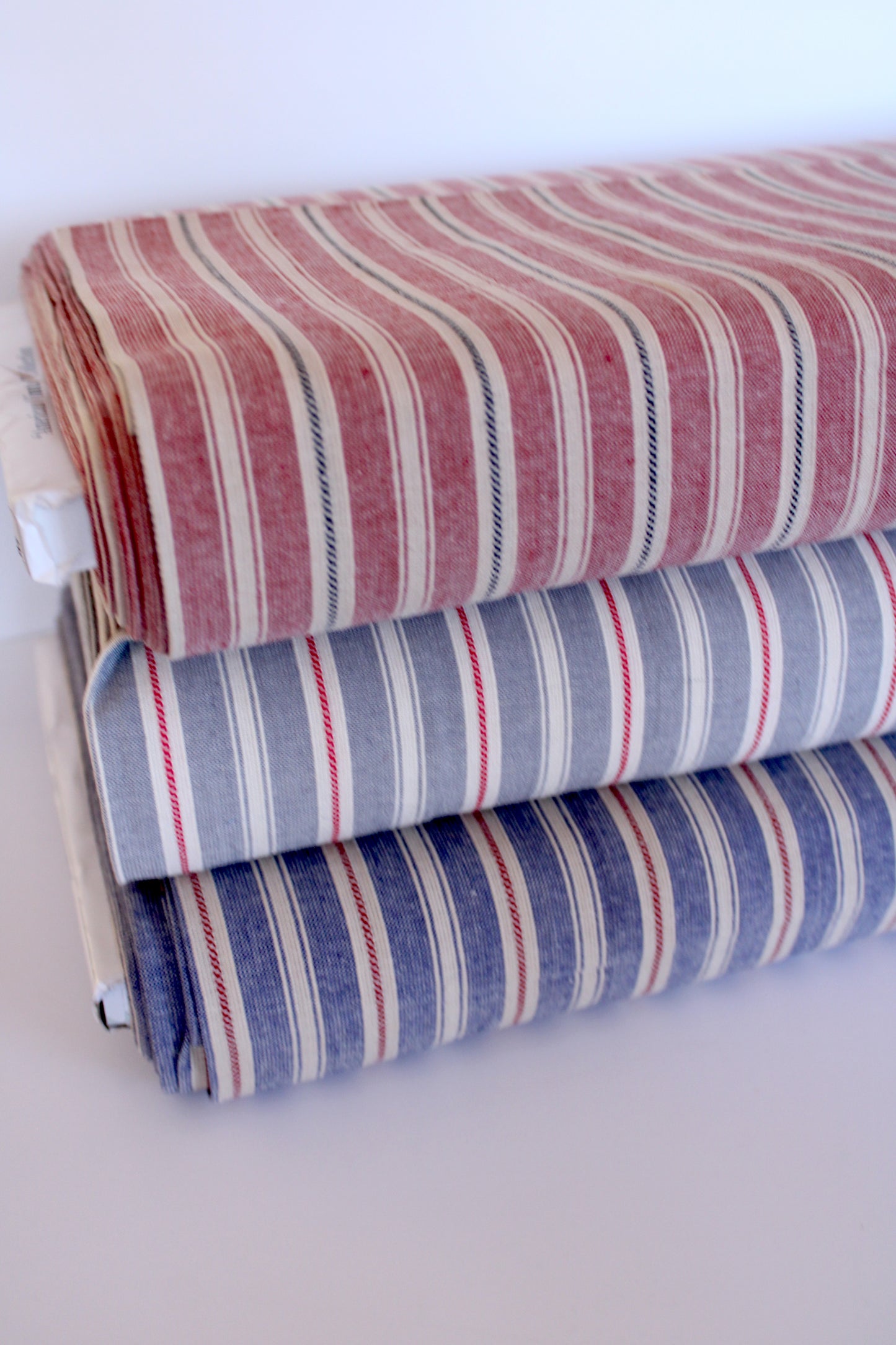 Americana Vintage Stripe | Blue Red Dobby