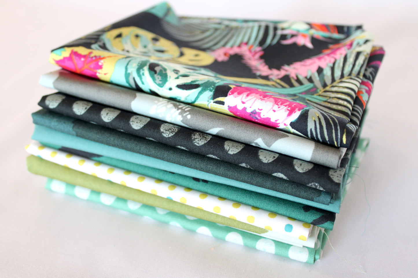 Esoterra | Fat Quarter Bundle | 10 Count