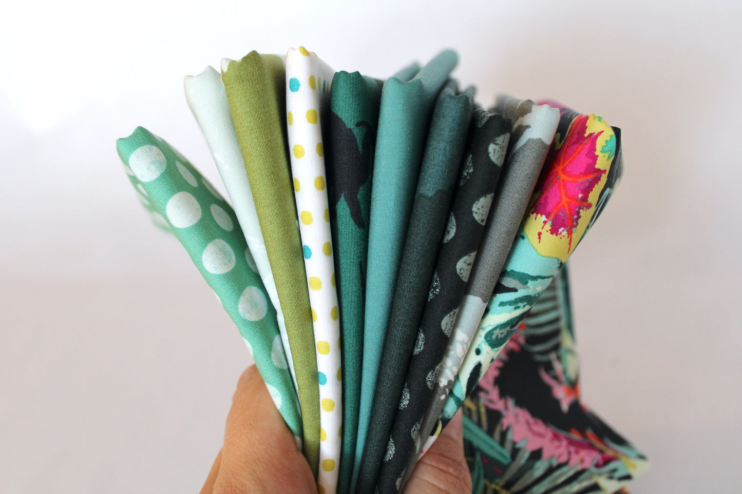 Esoterra | Fat Quarter Bundle | 10 Count