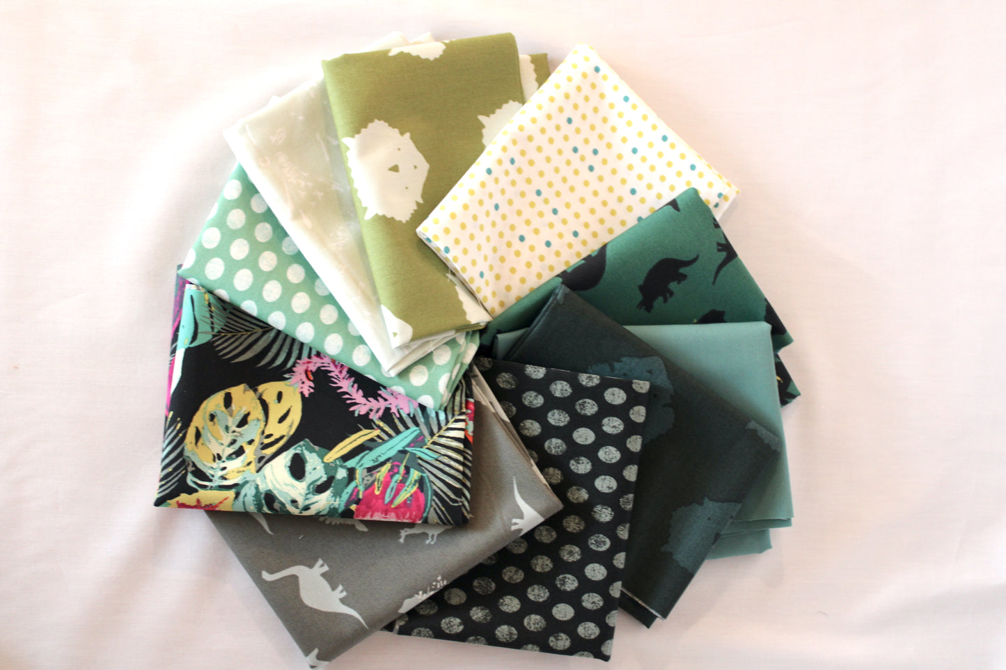 Esoterra | Fat Quarter Bundle | 10 Count