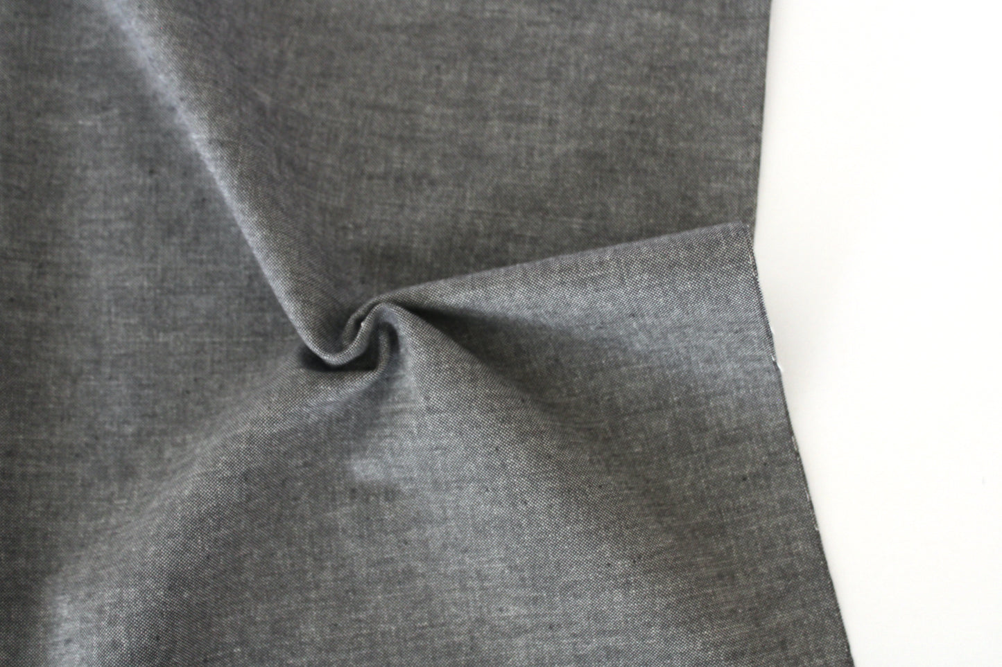Kent Chambray | Antique Tin
