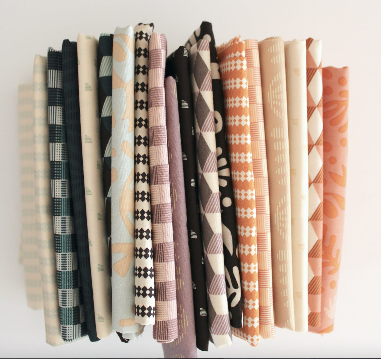 Duval | Fat Quarter Bundle | 18 Count