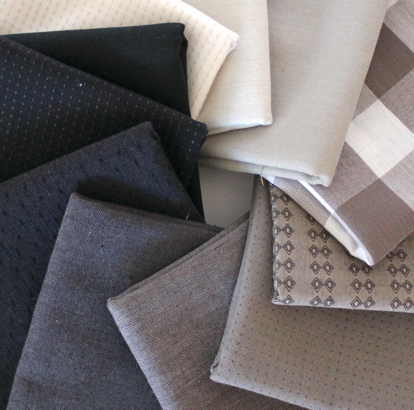 Monochromatic | Fat Quarter Bundle | 11 Count