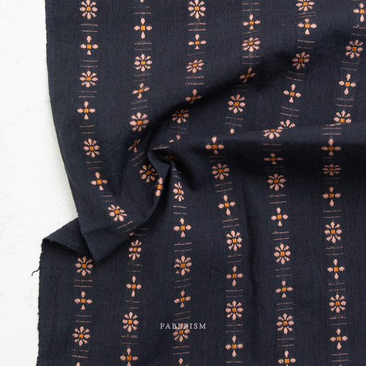 Forest Forage | Daisies | Black